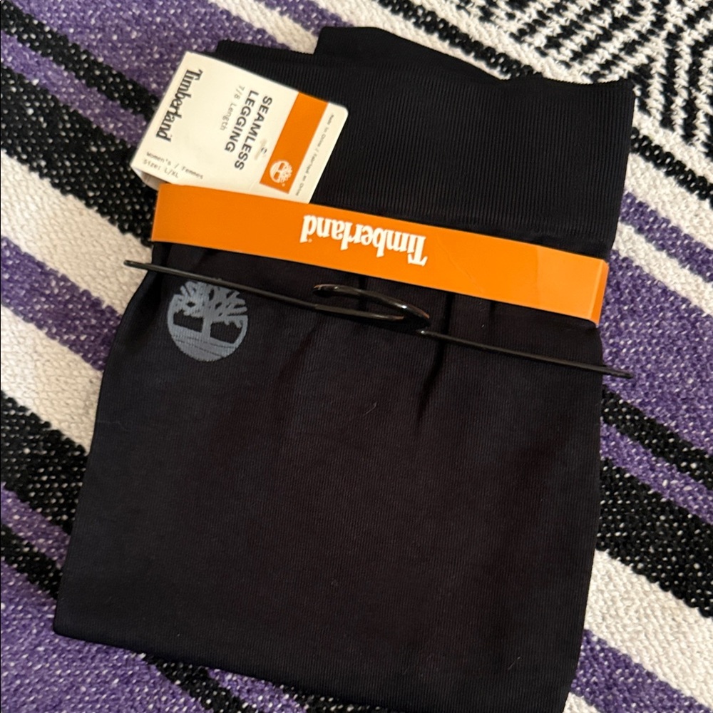 Timberland Midnight Black Leggings size L/XL NWT - Picture 2 of 3